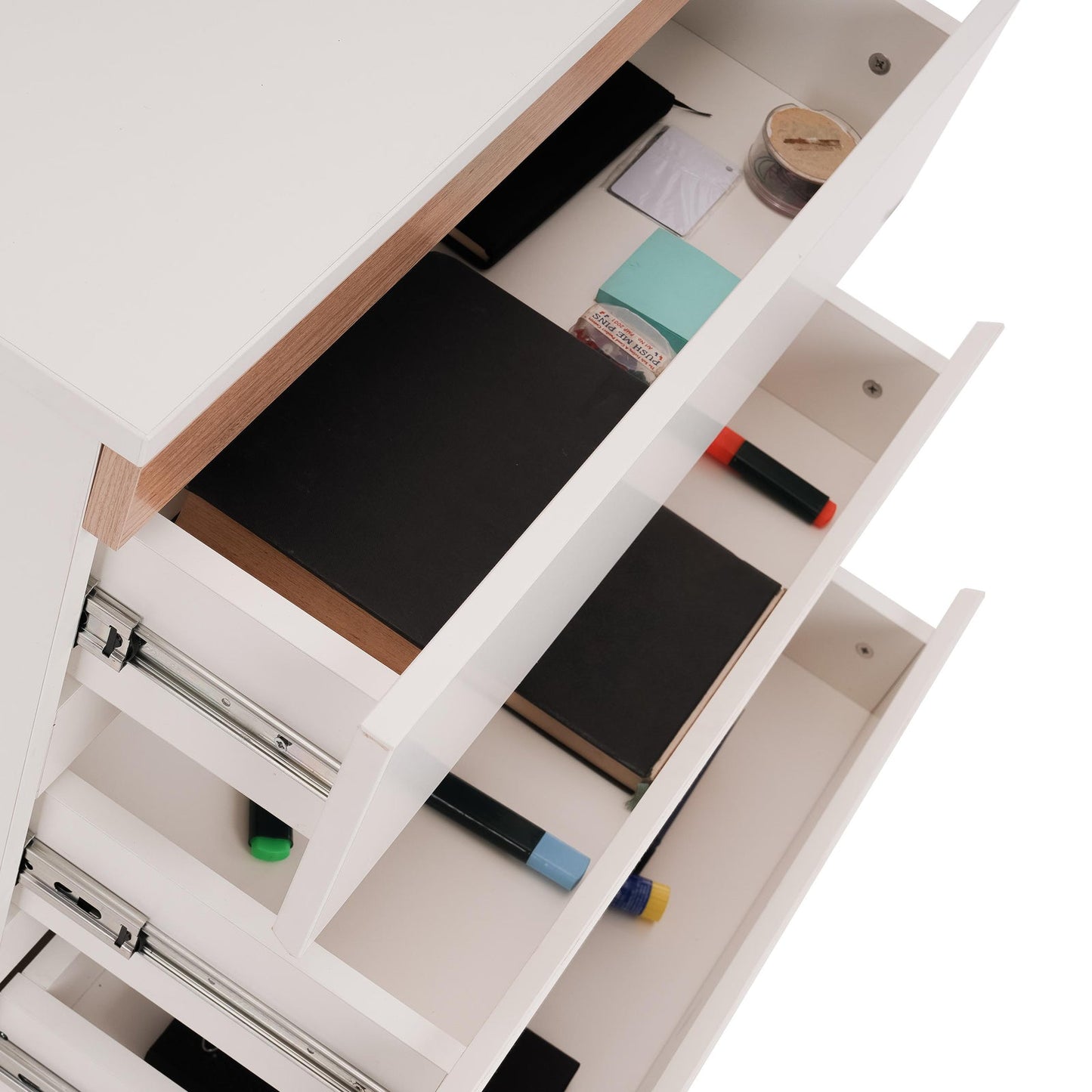 Chest of Drawers in Frosty White