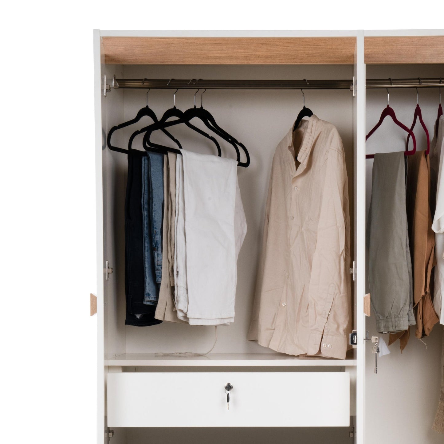 3 Door Wardrobe in Frosty White