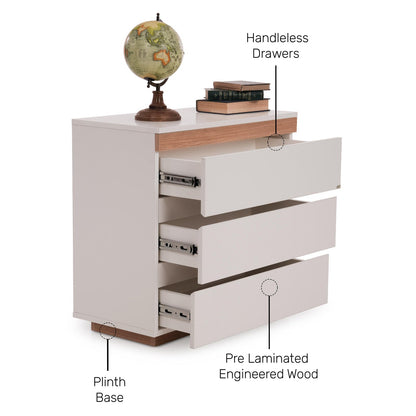 Chest of Drawers in Frosty White