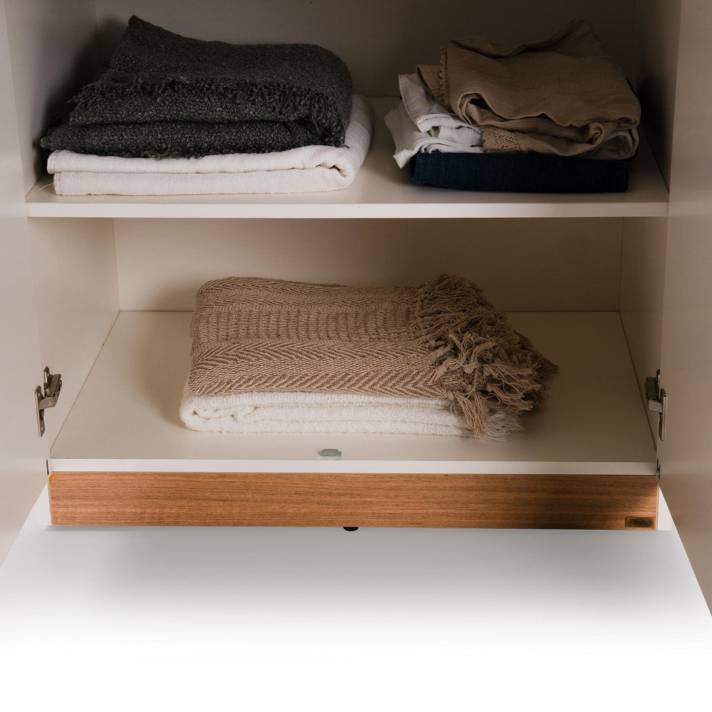 2 Door Wardrobe in Frosty White