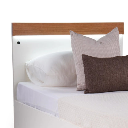 Single Bed in Frosty White with LED Light