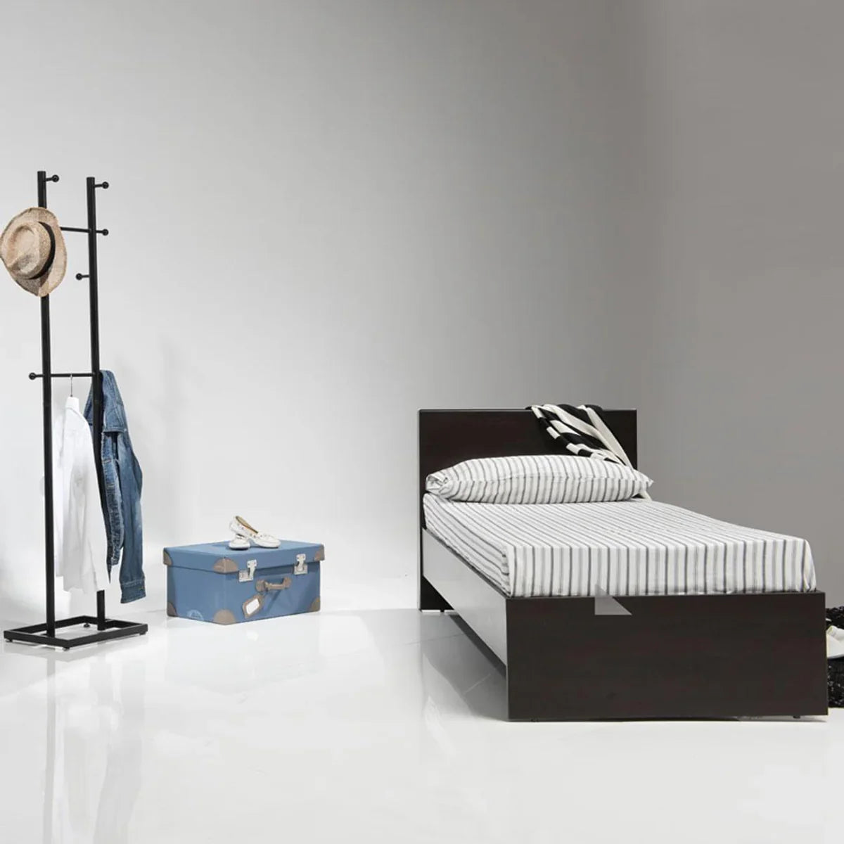 Single Bed Without Storage